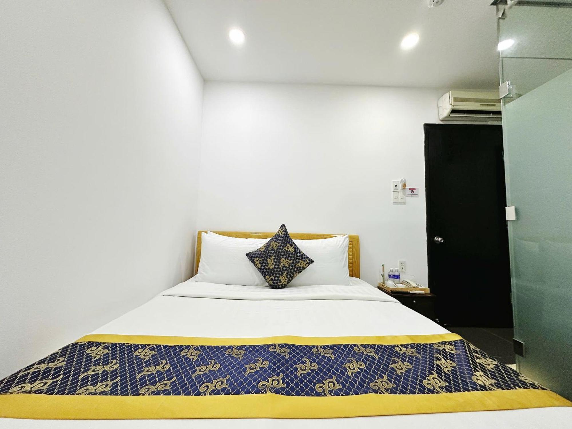K&T Hotel - San Bay Tan Son Nhat Ho Chi Minh-staden Exteriör bild